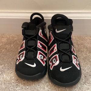 Nike sneakers Up Tempo size 7c